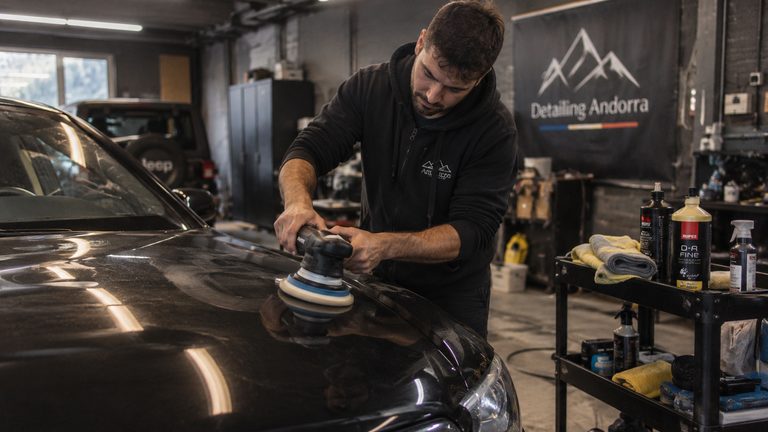 Detailing de coche en Andorra: el servicio premium que muchos descubren tarde