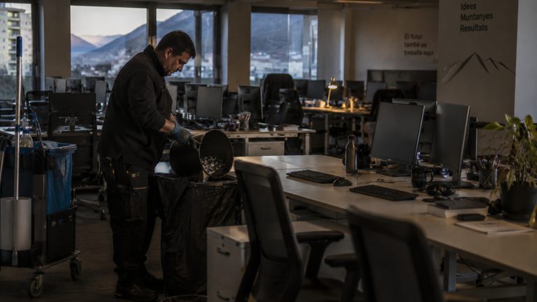 Neteja d’oficines a Andorra: la rutina que tota empresa hauria de tenir
